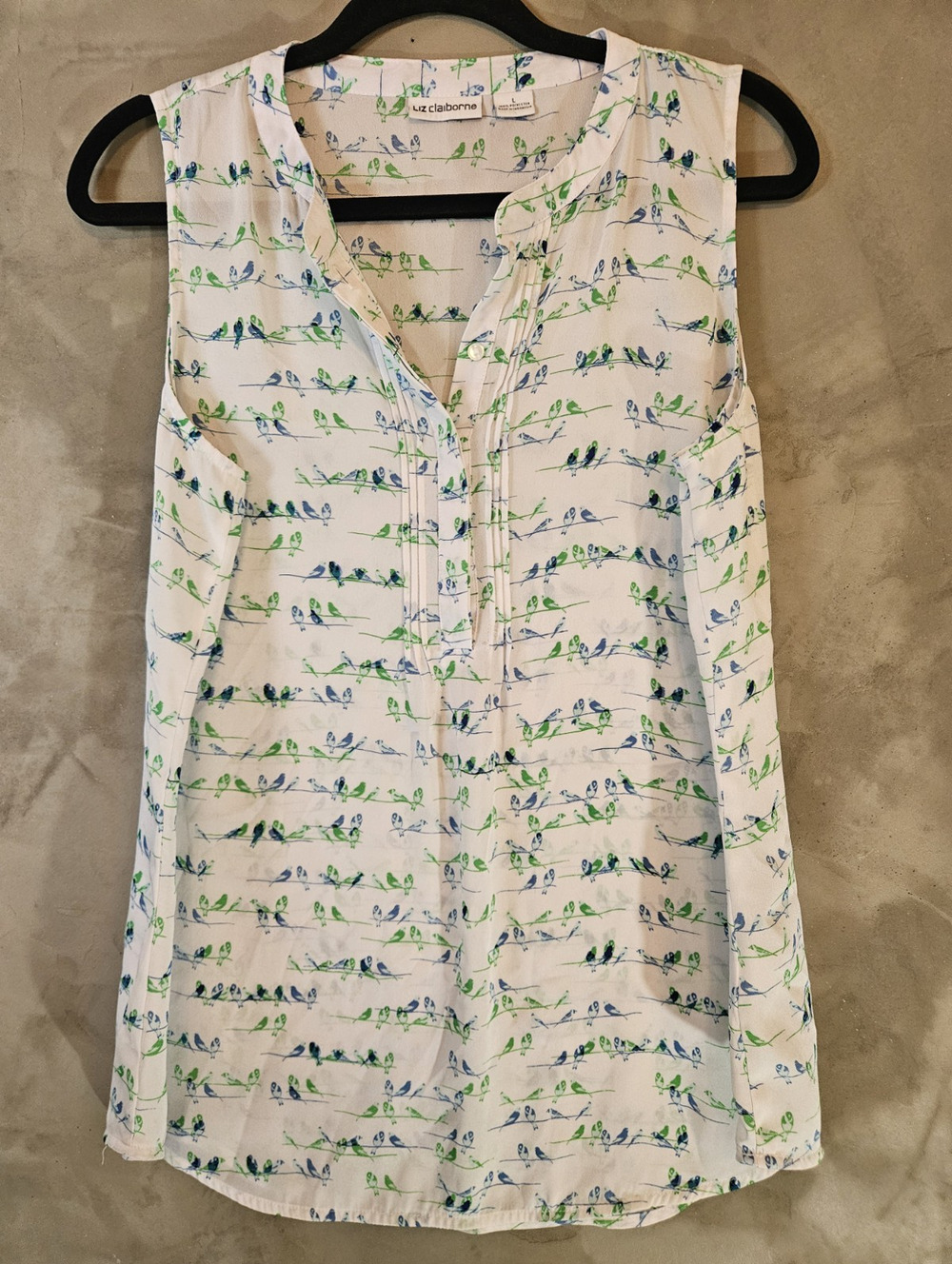 Liz Claiborne Size L White Sheer V-Neck Sleeveless Button Bird Print Blouse